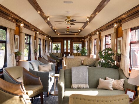 voiture observation et lounge | © Belmond
