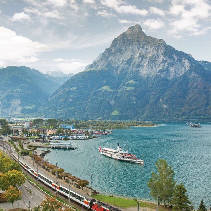 Gotthard Panorama Express in Flüelen | © SBB CFF FFS