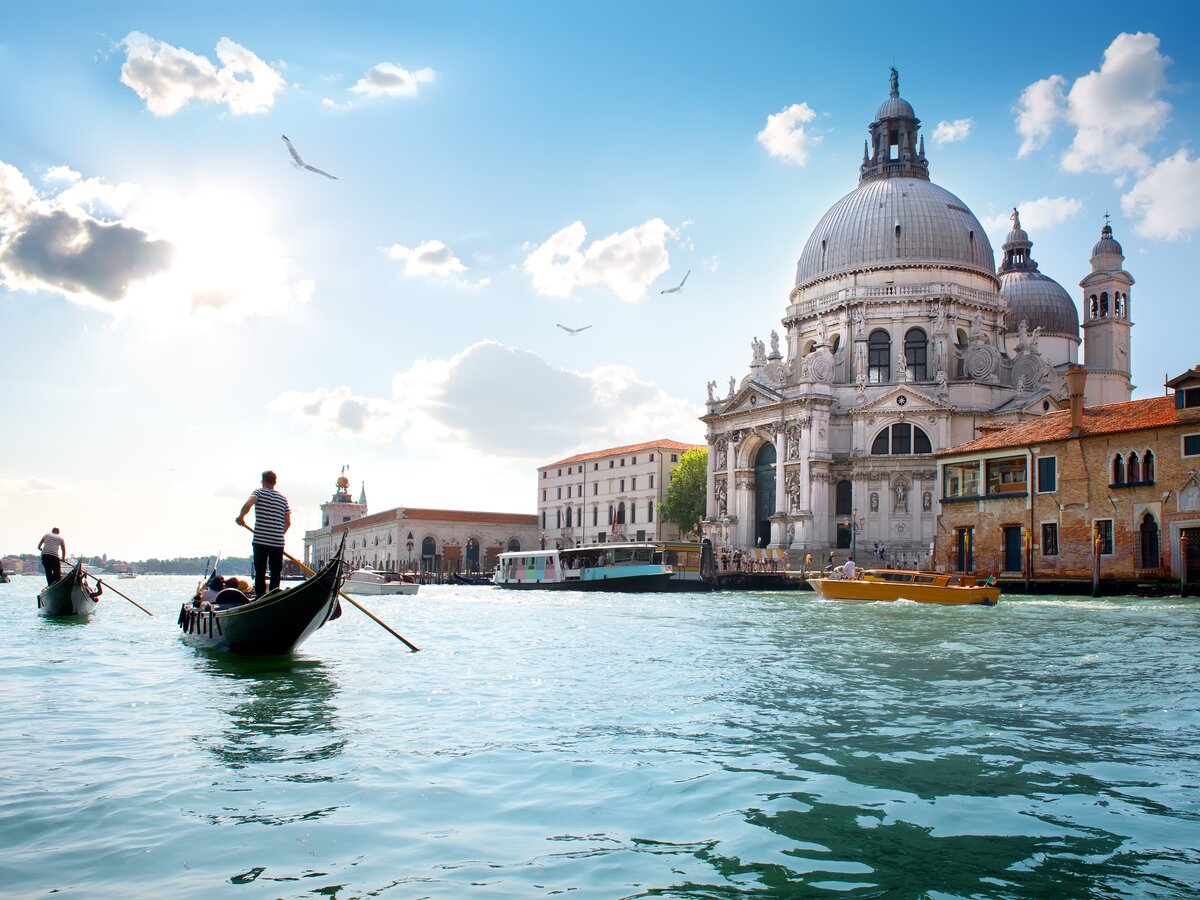 Alte Kathedrale Santa Maria della Salute in Venedig | © Shutterstock 517522957