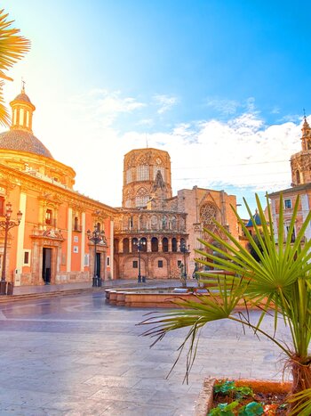 Jungfrau-Platz, Valencia | © Shutterstock 558187123