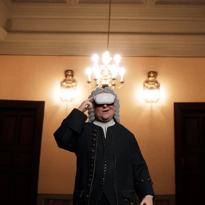 Historisch inszenierter Konzertsaal mit barocker Architektur, Kronleuchter und klassischer Gewandung. | © Bach-Archiv Leipzig | OVRLAB