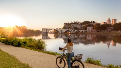 Sicht auf die Brücke von Avignon | © #ExploreFrance_Julie_Vandal_A.
