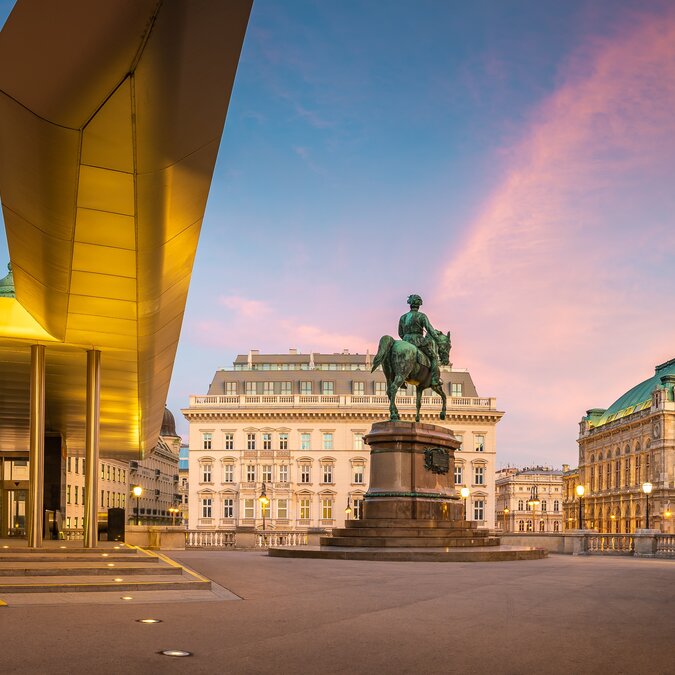 Vienna | © shutterstock / 2131512983