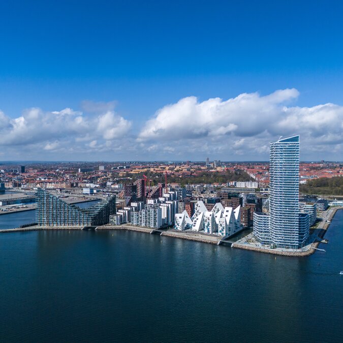 Vue aérienne du bassin portuaire d'Aarhus, Danemark | © shutterstock_2462319397