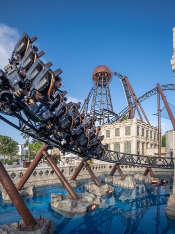 Aventure électrisante sur Voltron dans la zone croate d’Europa‑Park Rust | © Europa-Park