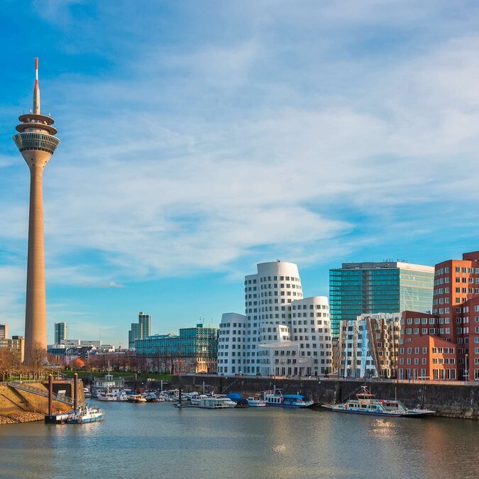 Düsseldorf Media Harbour | © Shutterstock 569559343