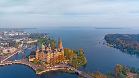 Schloss Schwerin, Deutschland | &copy; Shutterstock 751564324