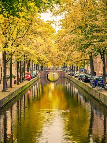 Canal in Amsterdam | © Shutterstock 296185769