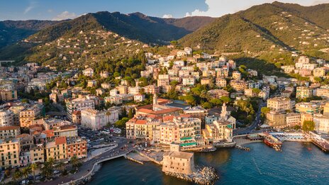 Luftaufnahme von Rapallo | &copy; shutterstock / 2154243307