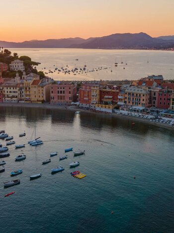 Sestri Levante in summer | © Shutterstock 2154205351