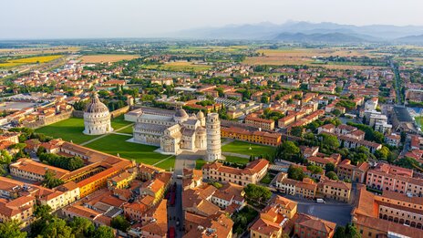 Luftaufnahme von Pisa | &copy; shutterstock / 2543578805