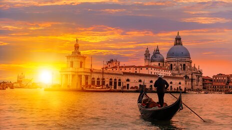Eine Gondel in Venedig | &copy; Shutterstock 275174153