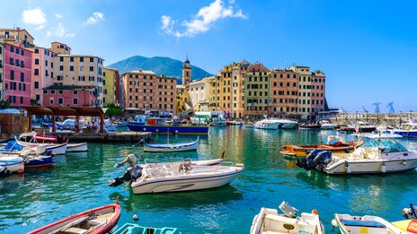 Camogli an der ligurischen Küste | &copy; shutterstock / 1899135694