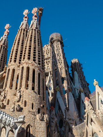 Cathedral of la sagrada familia in Barcelona | © Shutterstock 2137558363